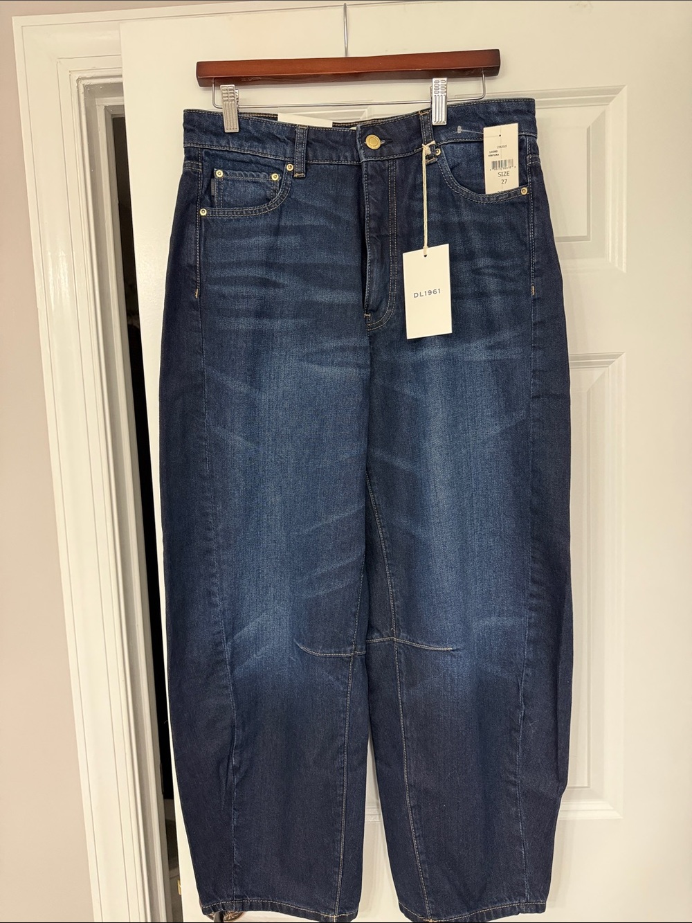 DL1961 Women’s Dark Blue Boyfriend Jeans